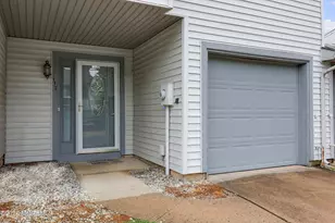 117 Lexington Cir, Matawan, NJ 07747 - Photo 4