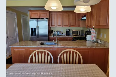 27 Broadway, Point Pleasant Beach, NJ 08742 - Photo 4