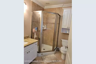 27 Broadway, Point Pleasant Beach, NJ 08742 - Photo 14
