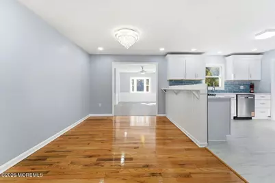 629 W Commodore Boulevard, Jackson, NJ 08527 - Photo 8