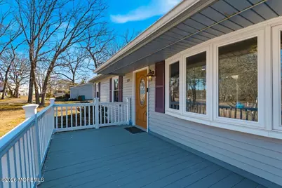 629 W Commodore Boulevard, Jackson, NJ 08527 - Photo 2
