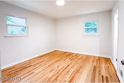 8 Forsgate Drive, Freehold, NJ 07728 - Photo 10