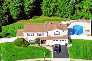 55 Hedgewood Rd, Howell Township, NJ 07731 - Photo 50