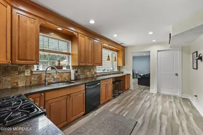 55 Hedgewood Road, Howell Township, NJ 07731 - Photo 18