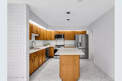 6 Rutherford Hayes Drive, Monroe Township, NJ 08831 - Photo 16