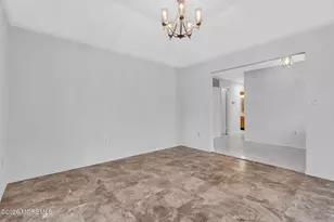 6 Rutherford Hayes Dr, Monroe Township, NJ 08831 - Photo 12