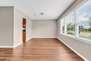 201 Lions Head Blvd S, Brick, NJ 08723 - Photo 4