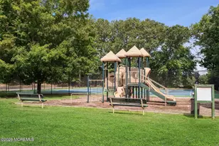 208 Haverford Ct, Matawan, NJ 07747 - Photo 44