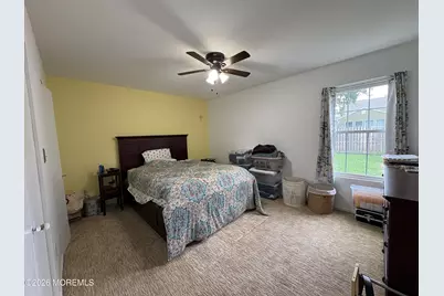 40 Compton Avenue, Hazlet Township, NJ 07734 - Photo 8