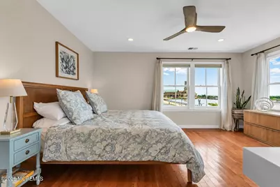 301 Lake Avenue #1, Asbury Park, NJ 07712 - Photo 32