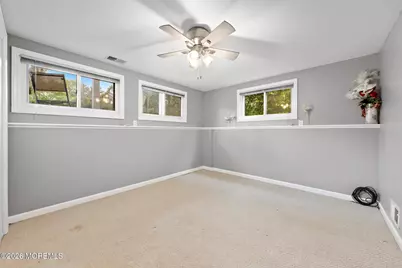 35 Chesapeake Road, Manalapan Township, NJ 07726 - Photo 26