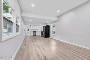 56 Marcia Memorial Cir, Jackson, NJ 08527 - Photo 12