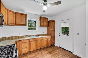 41 W 26th St, Bayonne, NJ 07002 - Photo 10