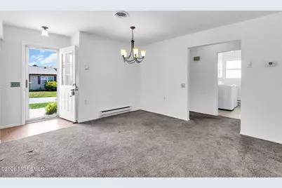14 S Chestnut Avenue, Manchester Township, NJ 08759 - Photo 2