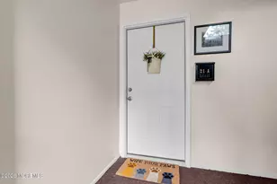 21 Concord Ct, Red Bank, NJ 07701 - Photo 4