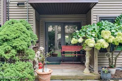 21 Concord Court #A, Red Bank, NJ 07701 - Photo 2