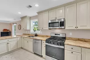 545 Hopedale Dr SW, Berkeley, NJ 08721 - Photo 10