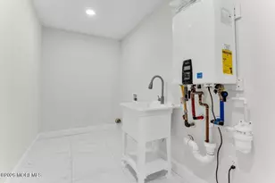 519 Washington Ave, Union Beach, NJ 07735 - Photo 38