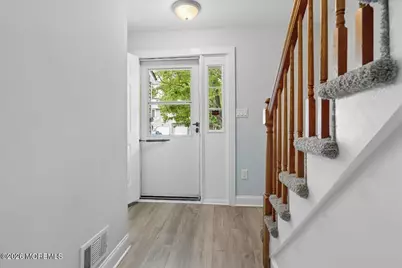 70 Oak Lane, Eatontown, NJ 07724 - Photo 4