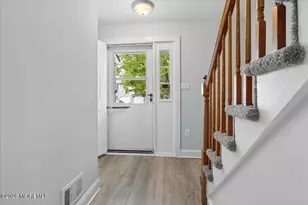 70 Oak Ln, Eatontown, NJ 07724 - Photo 4