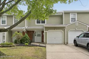 70 Oak Ln, Eatontown, NJ 07724 - Photo 2