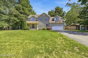 4 Greenbriar Dr, Tuckerton, NJ 08087 - Photo 2