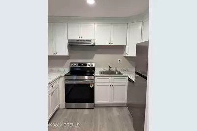 129 Amberly Drive #D, Manalapan Township, NJ 07726 - Photo 6