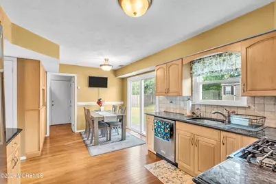 7 Moss Haven Way, Howell Township, NJ 07731 - Photo 8