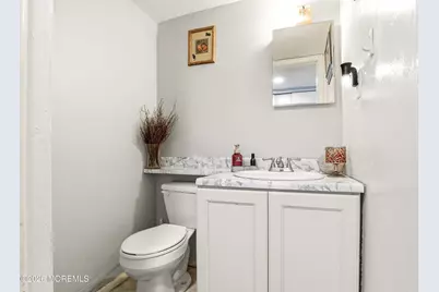 111 Williamsburg Lane, Lakewood, NJ 08701 - Photo 6
