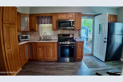 58 Compton Avenue, Hazlet Township, NJ 07734 - Photo 6