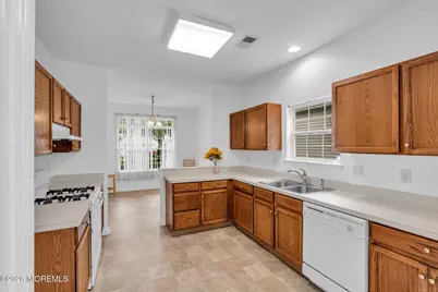 222 Sunflower Lane, West Windsor Township, NJ 08550 - Photo 12
