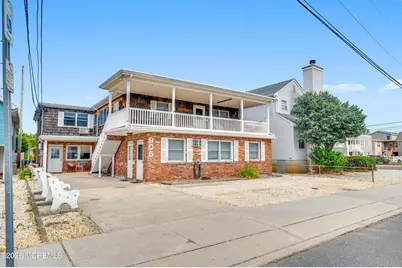 905 SW Central Avenue #B, Seaside Park, NJ 08752 - Photo 2