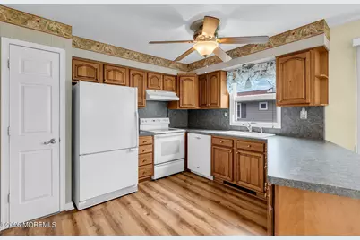 51 Central Boulevard, Brick, NJ 08724 - Photo 4