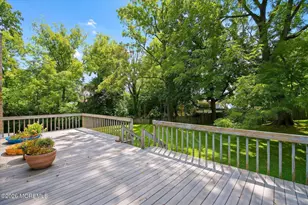 11 Castle Dr, Middletown, NJ 07748 - Photo 14