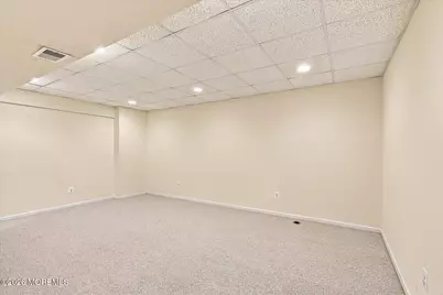 11 Castle Drive, Middletown, NJ 07748 - Photo 54