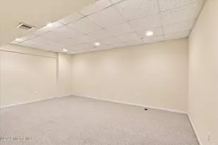 11 Castle Dr, Middletown, NJ 07748 - Photo 54