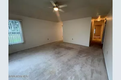8 Llewellyn Court, Jackson, NJ 08527 - Photo 12