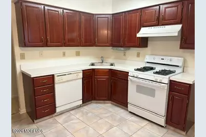 8 Llewellyn Court, Jackson, NJ 08527 - Photo 8