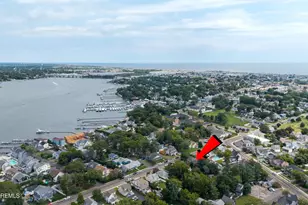 1108 Trenton Ave, Point Pleasant, NJ 08742 - Photo 2