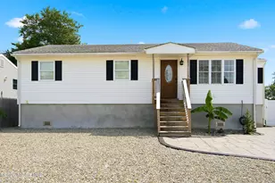 61 Sea Breeze Rd, Toms River Township, NJ 08753 - Photo 2