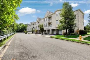 203 Canterbury Ln, Morganville, NJ 07751 - Photo 20