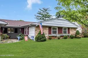 580 Lloyd Rd, Matawan, NJ 07747 - Photo 2