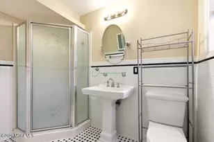 107 Elm St, Lakehurst, NJ 08733 - Photo 16