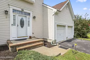 2 Sparrow Ct, Jackson, NJ 08527 - Photo 4
