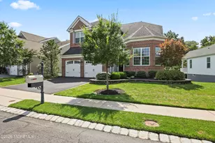 114 Campbell Ct, Shrewsbury, NJ 07702 - Photo 4