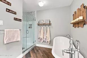 11 Sir Paul Ct, Middletown, NJ 07748 - Photo 34