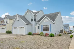 18 Peaksail Dr, Bayville, NJ 08721 - Photo 4