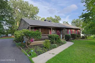 1407 Wallach Dr, Toms River Township, NJ 08755 - Photo 1