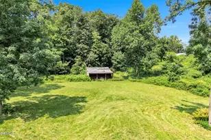 16 Browns Ln, Atlantic Highlands, NJ 07716 - Photo 12