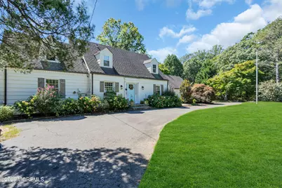 345 Chapel Hill Road, Atlantic Highlands, NJ 07716 - Photo 2